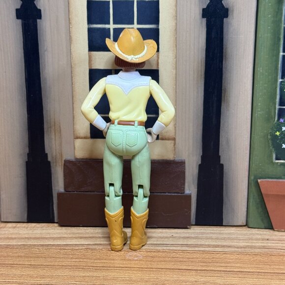 Vintage 2000 Fisher-Price Loving Family Cowgirl Western Country Girl Doll 6" - Picture 6 of 6